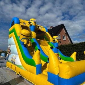 716089887_1335091915249068_3073340920169715935_n Premium. Hoppeborg til børn 🎈 Perfekt til 6–10 år – sjov til børnefest (Minions 3)
