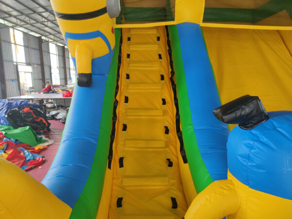 Premium. Hoppeborg til børn 🎈 Perfekt til 6–10 år – sjov til børnefest (Minions 3)